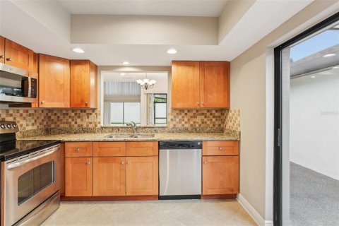 House in Oldsmar, Florida 3 bedrooms, 153.29 sq.m. № 1847301 - photo 18