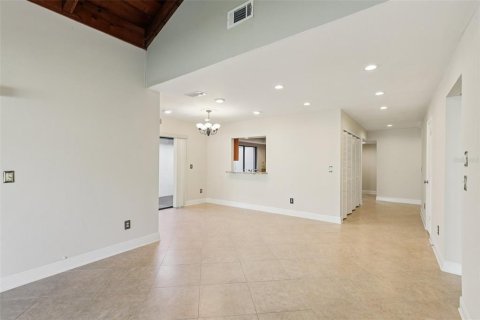 House in Oldsmar, Florida 3 bedrooms, 153.29 sq.m. № 1847301 - photo 11