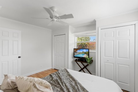 House in Oakland Park, Florida 3 bedrooms, 182.27 sq.m. № 2262225 - photo 22