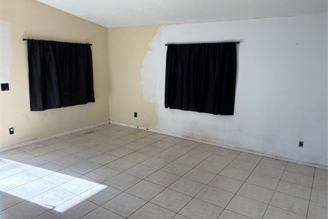 House in Orlando, Florida 3 bedrooms, 98.1 sq.m. № 1834912 - photo 2