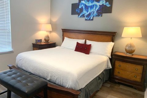 Condo in Orlando, Florida, 3 bedrooms  № 2225784 - photo 16