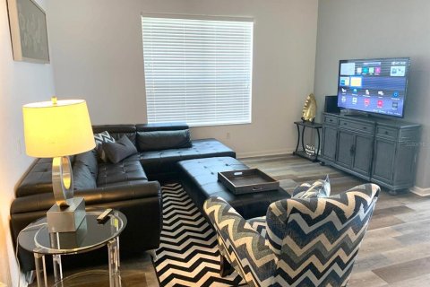 Condo in Orlando, Florida, 3 bedrooms  № 2225784 - photo 13