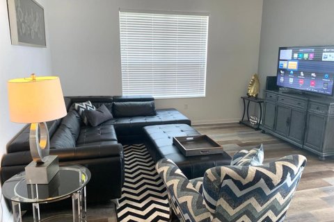 Condo in Orlando, Florida, 3 bedrooms  № 2225784 - photo 20