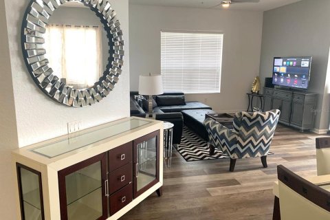 Condo in Orlando, Florida, 3 bedrooms  № 2225784 - photo 22