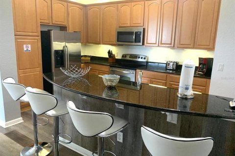 Condo in Orlando, Florida, 3 bedrooms  № 2225784 - photo 2
