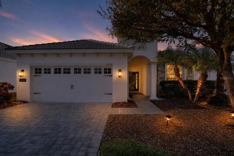 House in Davenport, Florida 4 bedrooms, 210.8 sq.m. № 2200823