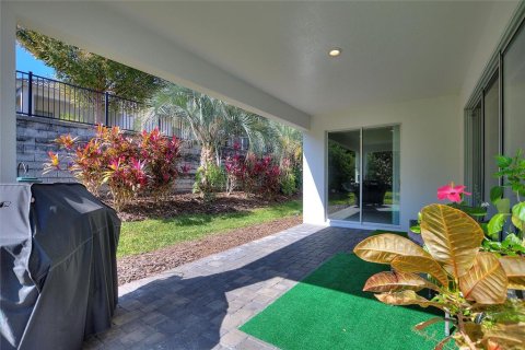 House in Davenport, Florida 4 bedrooms, 210.8 sq.m. № 2200823 - photo 29