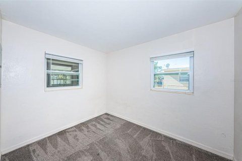 Casa en venta en Saint Petersburg, Florida, 2 dormitorios, 106.37 m2 № 1562122 - foto 7