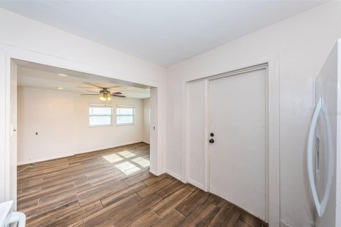 Casa en venta en Saint Petersburg, Florida, 2 dormitorios, 106.37 m2 № 1562122 - foto 23