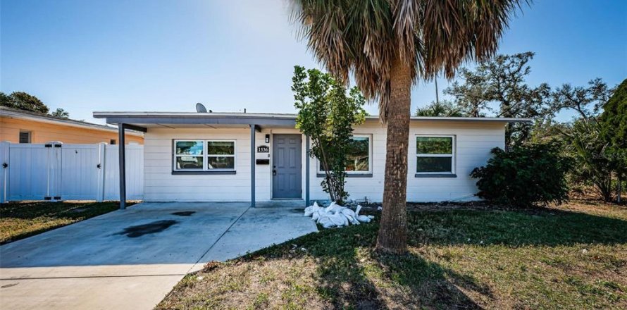 Casa en Saint Petersburg, Florida 2 dormitorios, 106.37 m2 № 1562122