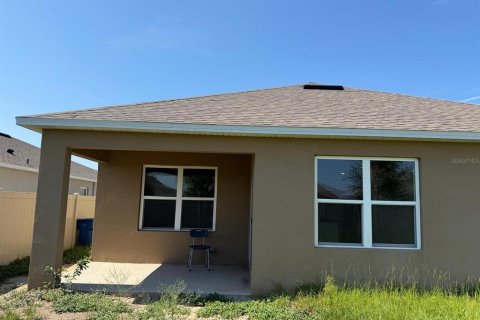 House in Haines City, Florida 3 bedrooms, 160.26 sq.m. № 2198809 - photo 26