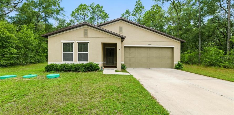Villa ou maison à Citrus Springs, Floride 3 chambres, 156.91 m2 № 1901213
