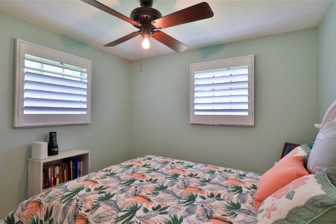 House in New Smyrna Beach, Florida 3 bedrooms, 130.06 sq.m. № 1771662 - photo 14