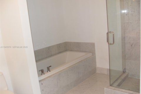 Снять в аренду кондоминиум в Майами, Флорида 2 спальни, 86.31м2, № 2001872 - фото 19