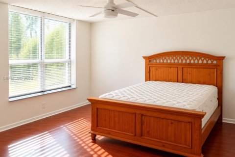 Condo in Tamarac, Florida, 1 bedroom  № 2399665 - photo 11