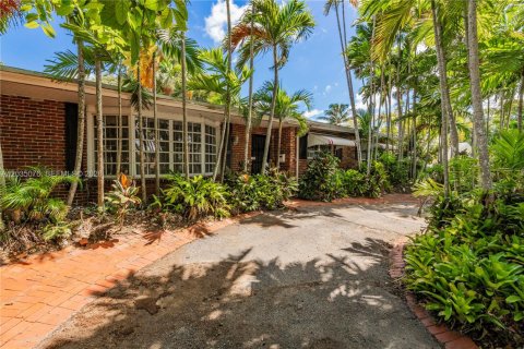 Villa ou maison à Miami, Floride 3 chambres, 254.65 m2 № 2084789