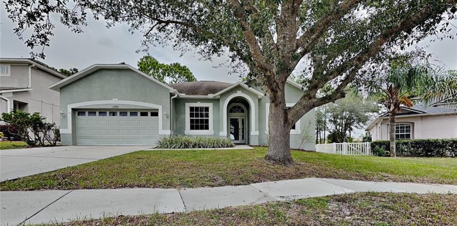 Villa ou maison à Spring Hill, Floride 5 chambres, 193.14 m2 № 2418622