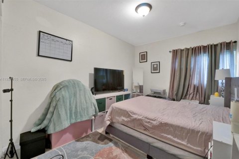 Immobilier commercial à vendre à Miami, Floride: 459.96 m2 № 1987432 - photo 19