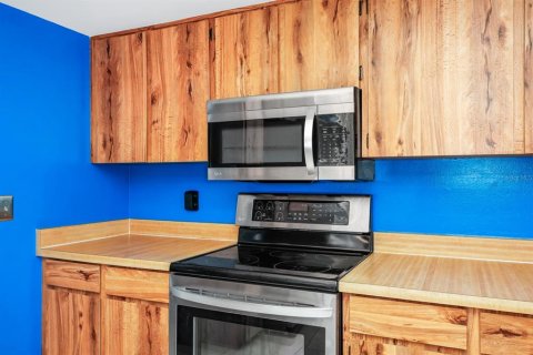 Купить виллу или дом в Орландо, Флорида 10 комнат, 180.88м2, № 1722279 - фото 15