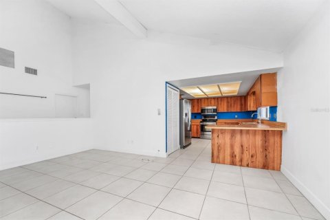 Купить виллу или дом в Орландо, Флорида 10 комнат, 180.88м2, № 1722279 - фото 13