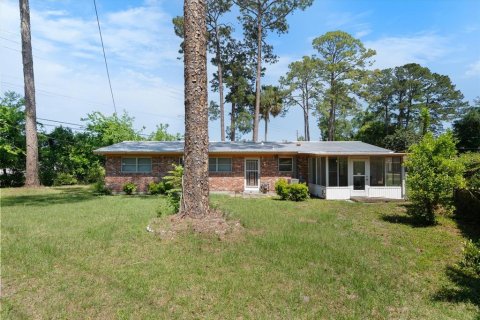 House in Gainesville, Florida 4 bedrooms, 151.52 sq.m. № 2348301 - photo 20