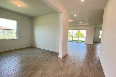 Villa ou maison à louer à Loxahatchee Groves, Floride: 3 chambres, 244.43 m2 № 2168522 - photo 12