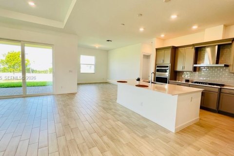 Villa ou maison à louer à Loxahatchee Groves, Floride: 3 chambres, 244.43 m2 № 2168522 - photo 5