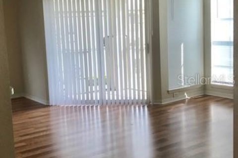 Condominio en venta en Temple Terrace, Florida, 1 dormitorio, 80.27 m2 № 1683062 - foto 6