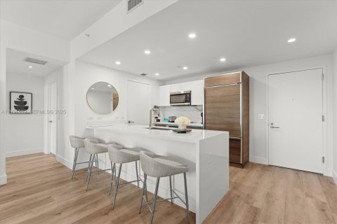 Снять в аренду кондоминиум в Майами, Флорида 1 спальня, 75.44м2, № 1990767 - фото 7