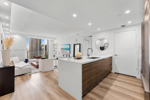 Снять в аренду кондоминиум в Майами, Флорида 1 спальня, 75.44м2, № 1990767 - фото 6