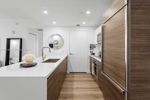 Снять в аренду кондоминиум в Майами, Флорида 1 спальня, 75.44м2, № 1990767 - фото 8