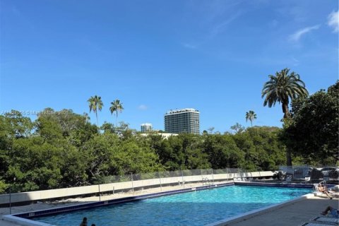 Condominio en venta en Miami Beach, Florida, 2 dormitorios, 106.37 m2 № 1940385 - foto 18