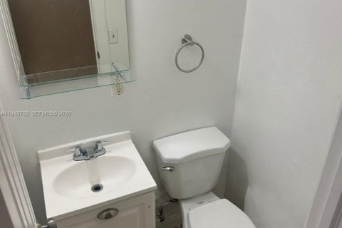 Casa en venta en St. Lucie, Florida, 4 dormitorios, 115.38 m2 № 2000590 - foto 23