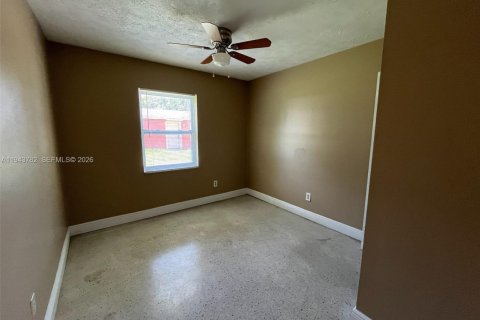 Casa en venta en St. Lucie, Florida, 4 dormitorios, 115.38 m2 № 2000590 - foto 19