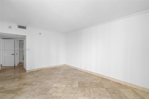 Condominio en alquiler en Miami, Florida, 2 dormitorios, 116.59 m2 № 1922169 - foto 25