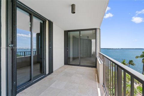 Condominio en alquiler en Miami, Florida, 2 dormitorios, 116.59 m2 № 1922169 - foto 3
