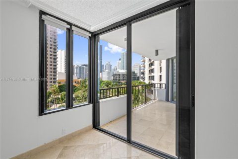 Condominio en alquiler en Miami, Florida, 2 dormitorios, 116.59 m2 № 1922169 - foto 22