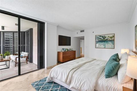 Condominio en alquiler en Miami, Florida, 2 dormitorios, 116.59 m2 № 1922169 - foto 4