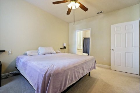 Condo in Winter Garden, Florida, 2 bedrooms  № 1675231 - photo 17