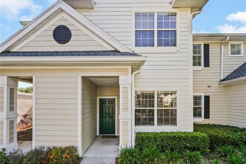 Condo in Winter Garden, Florida, 2 bedrooms  № 1675231 - photo 1