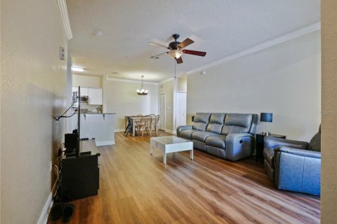 Condo in Winter Garden, Florida, 2 bedrooms  № 1675231 - photo 5