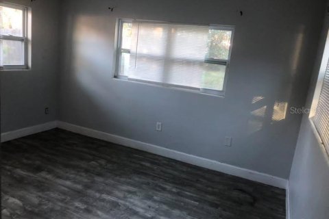 House in Orlando, Florida 3 bedrooms, 118.45 sq.m. № 1442729 - photo 10