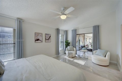 House in Delray Beach, Florida 2 bedrooms, 195.47 sq.m. № 1786546 - photo 13