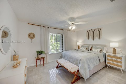 House in Delray Beach, Florida 2 bedrooms, 195.47 sq.m. № 1786546 - photo 25