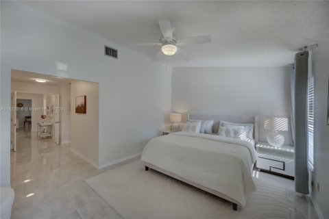 House in Delray Beach, Florida 2 bedrooms, 195.47 sq.m. № 1786546 - photo 30