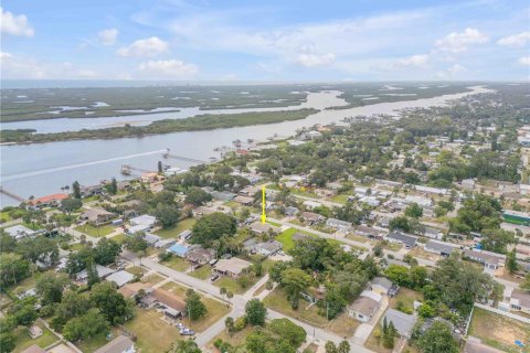 House in Edgewater, Florida 3 bedrooms, 169.73 sq.m. № 1750240 - photo 18