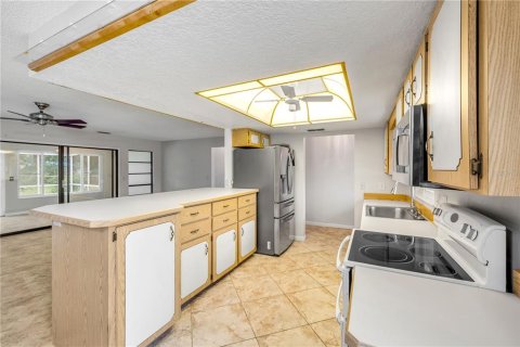 House in Edgewater, Florida 3 bedrooms, 169.73 sq.m. № 1750240 - photo 4