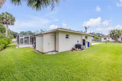 House in Edgewater, Florida 3 bedrooms, 169.73 sq.m. № 1750240 - photo 14