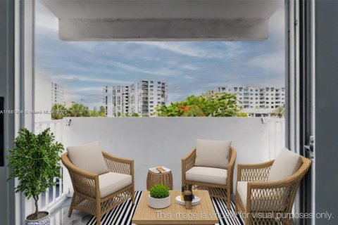 Copropriété à vendre à Pompano Beach, Floride: 2 chambres, 145.86 m2 № 1942029 - photo 16