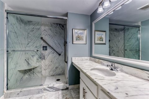 Copropriété à vendre à Pompano Beach, Floride: 2 chambres, 145.86 m2 № 1942029 - photo 12